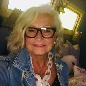 Meet your Posher, Deborah